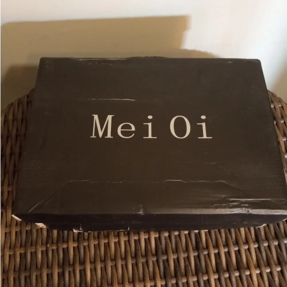 NIB Mei Oi Nude Clear Heel Sandals Sz 8 Lucite Block Heel Ankle Strap Statement - Picture 4 of 12